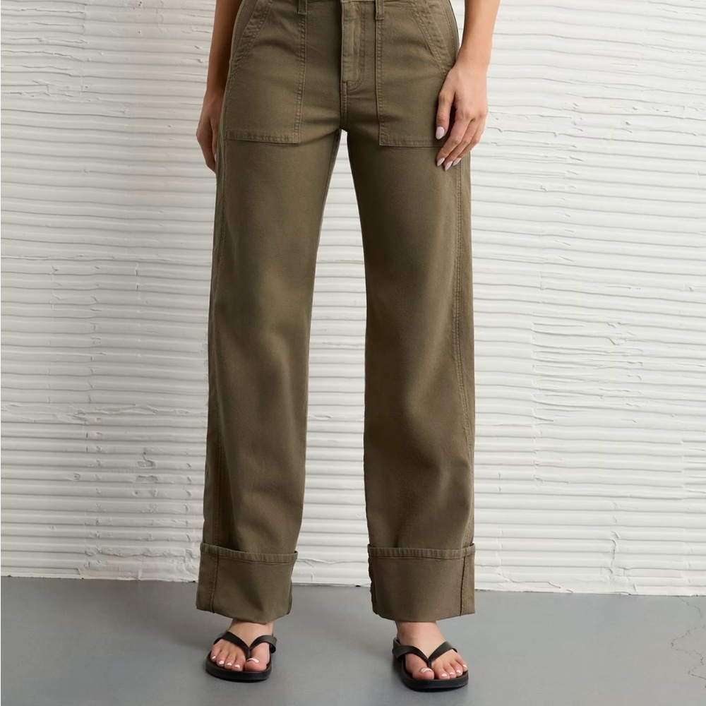 American Eagle Stovepipe Cuffed pants, size 2, NWT